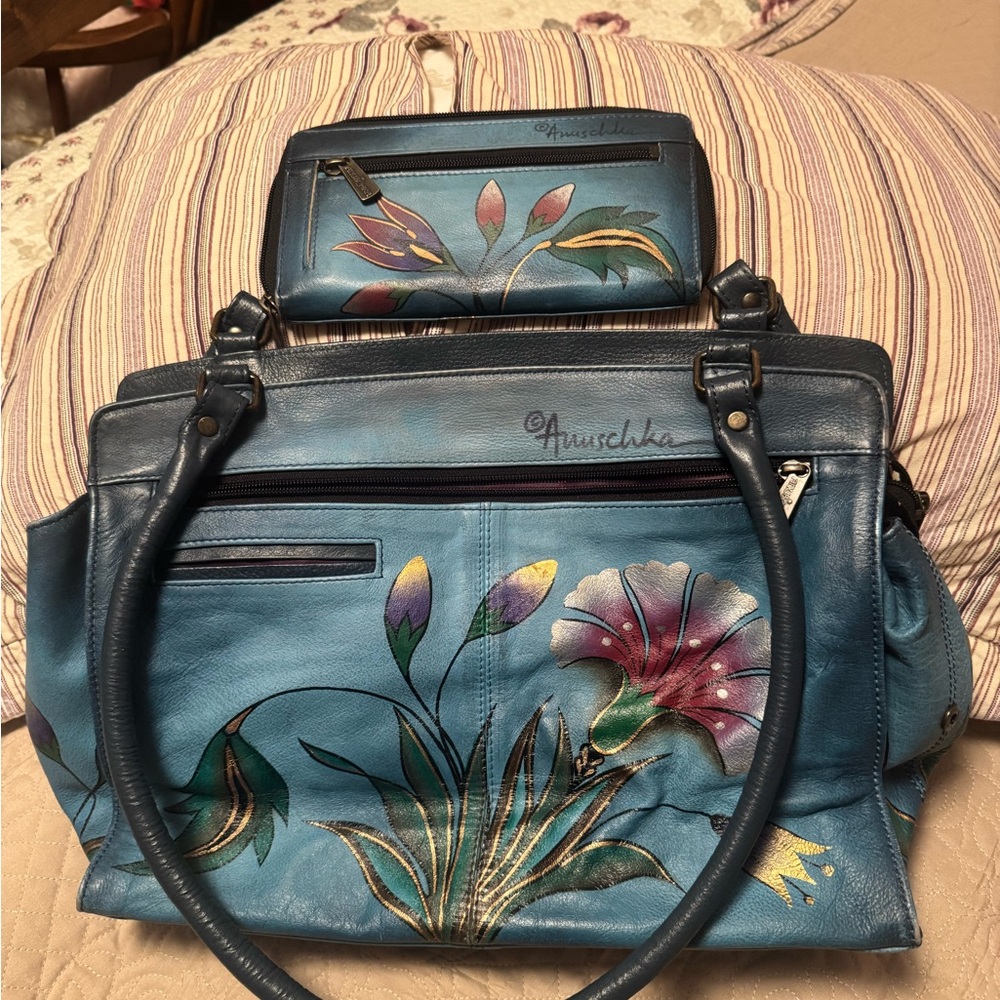Anuschka Blue Floral Women's Bag Set